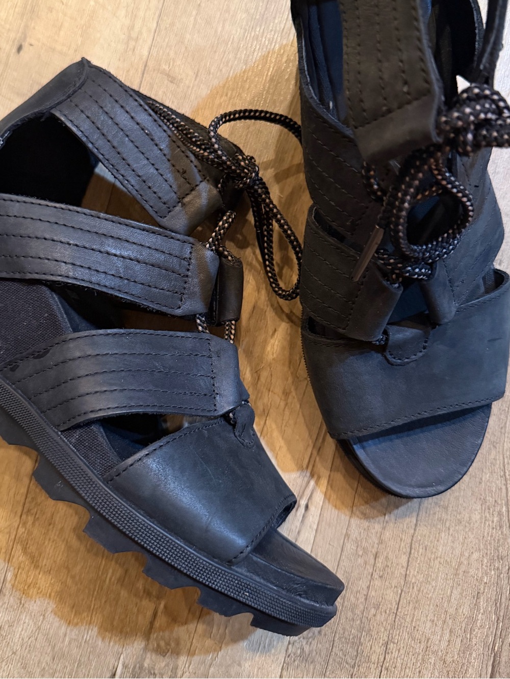 Sorel Joanie II Lace-Up Wedge Sandal | Black
